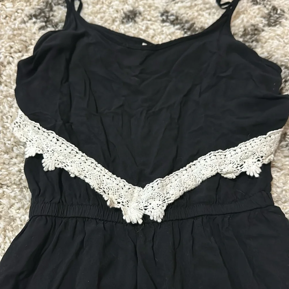 Romper - Picture 2 of 3